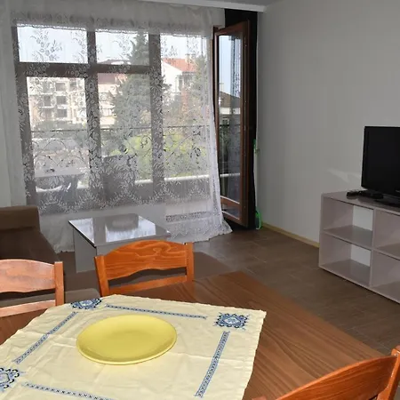 Apartcomplex Rich 3
