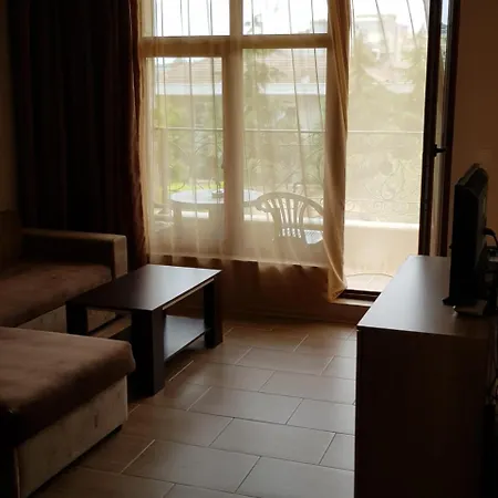 Apartamento Apartcomplex Rich 3 *